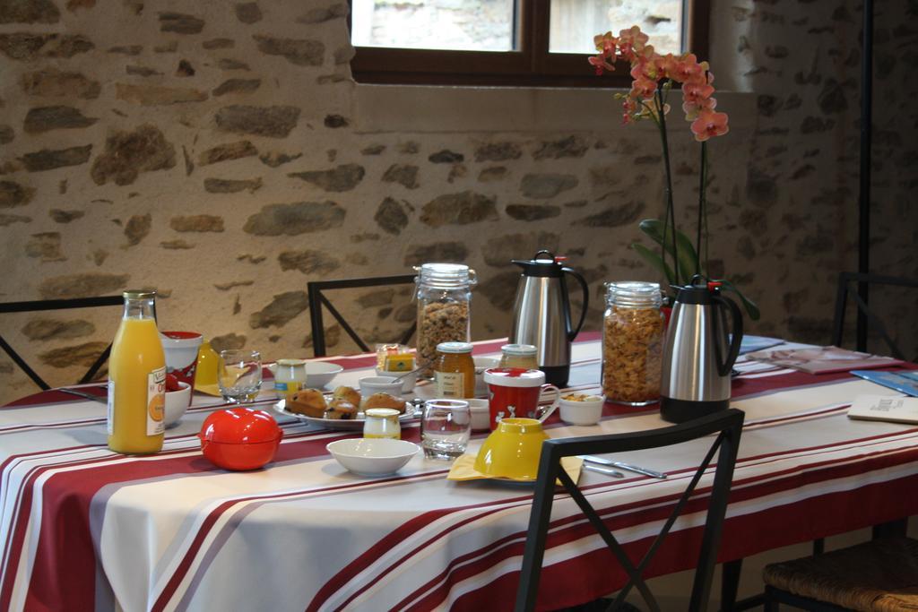 B&B Le Relais De Chantecor La Coquille Oda fotoğraf